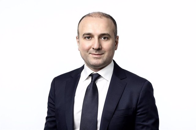 El nuevo jefe del equipo de deuda de mercados emergentes de Mainfirst, Andranik Safaryan.