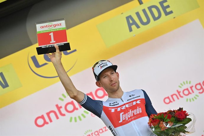 Archivo - El ciclista neerlandés Bauke Mollema, del Trek-Segafredo, en el Tour de Francia 2021