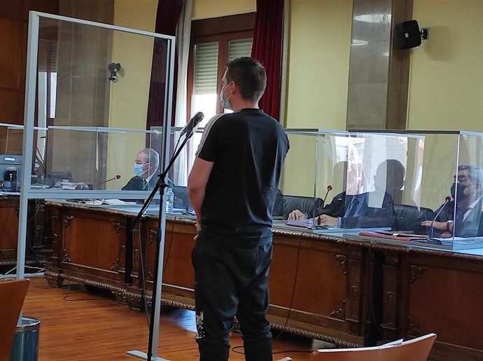 Archivo - El acusado durante su declaración/Archivo