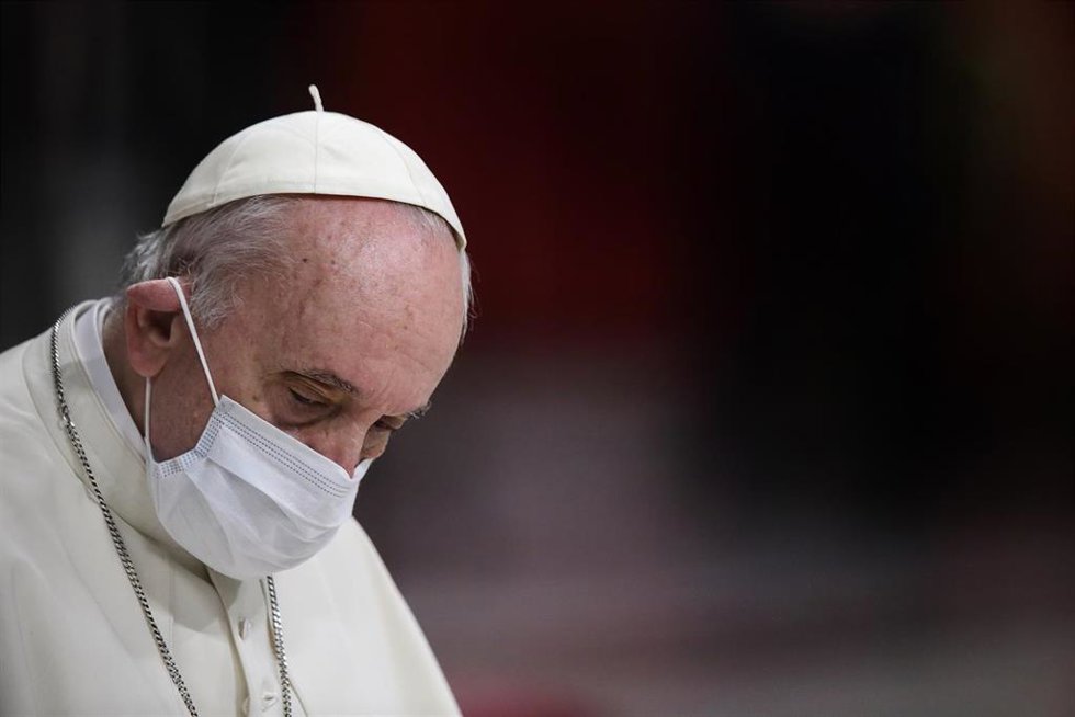 El Papa Francisco con mascarilla.