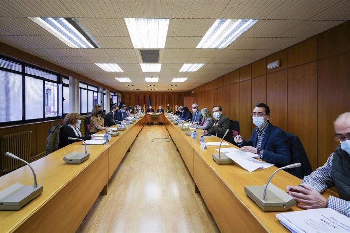 Reunión de la Comisión para activar los trabajos apra organizar las elecciones del 13F.