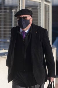 Villarejo dice que hizo un "favor" a su "amiga" Ana Rosa, "desesperada" por los "tejemanejes" de su marido