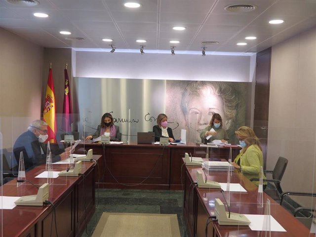 Reunión de la Mesa de la Comisión de Economía, Hacienda y Presupuesto de la Asamblea Regional de Murcia