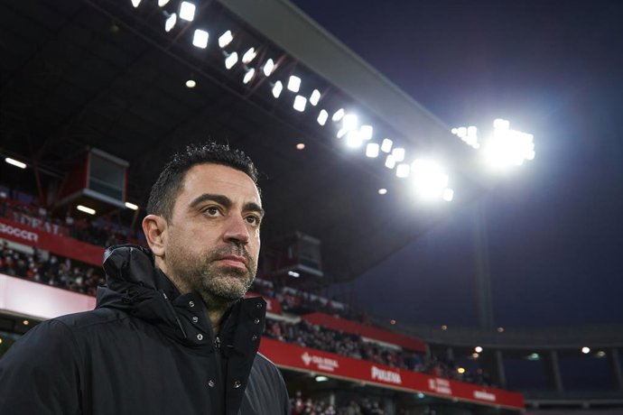 Arxiu - L'entrenador del FC Barcelona, Xavi Hernández