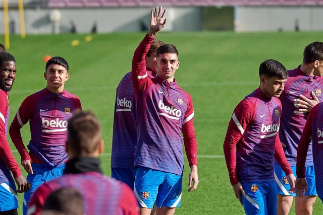 El nuevo jugador del FC Barcelona Ferran Torres en un entrenamiento