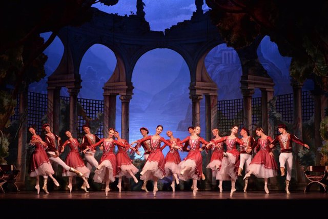 Archivo - El Russian Classical Ballet traerá el viernes 14 de enero al Riojaforum una nueva producción clásica de 'El lago de los cisnes'
