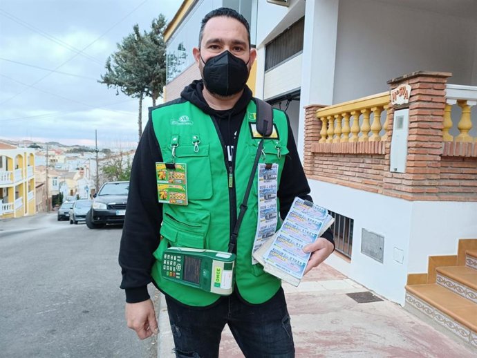 Juan Alberto Manso, vendedor de la ONCE en Coín