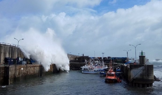 Temporal en un puerto.