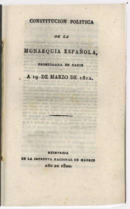 Ejemplar de la constitución de 1812 que se puede ver en la exposición del Archivo de Navarra.