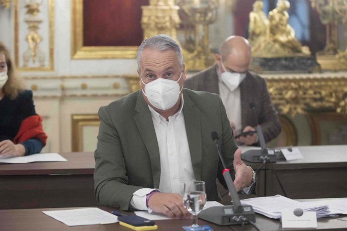 Archivo - CádizAlDía.- Diputación paga más de siete millones de euros a proveedores en el tercer trimestre por debajo de 60 días