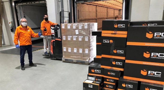 Archivo - Almacenes de PcComponentes durante una campaña de donación