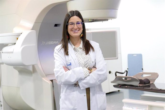 La doctora Marina Peña Huertas, médica adjunta del Servicio de Oncología Radioterápica del Hospital Universitario Quirónsalud Madrid.