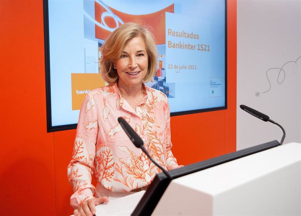 Archivo - La consejera delegada de Bankinter, María Dolores Dancausa, durante la presentación de resultados del segundo trimestre de 2021.