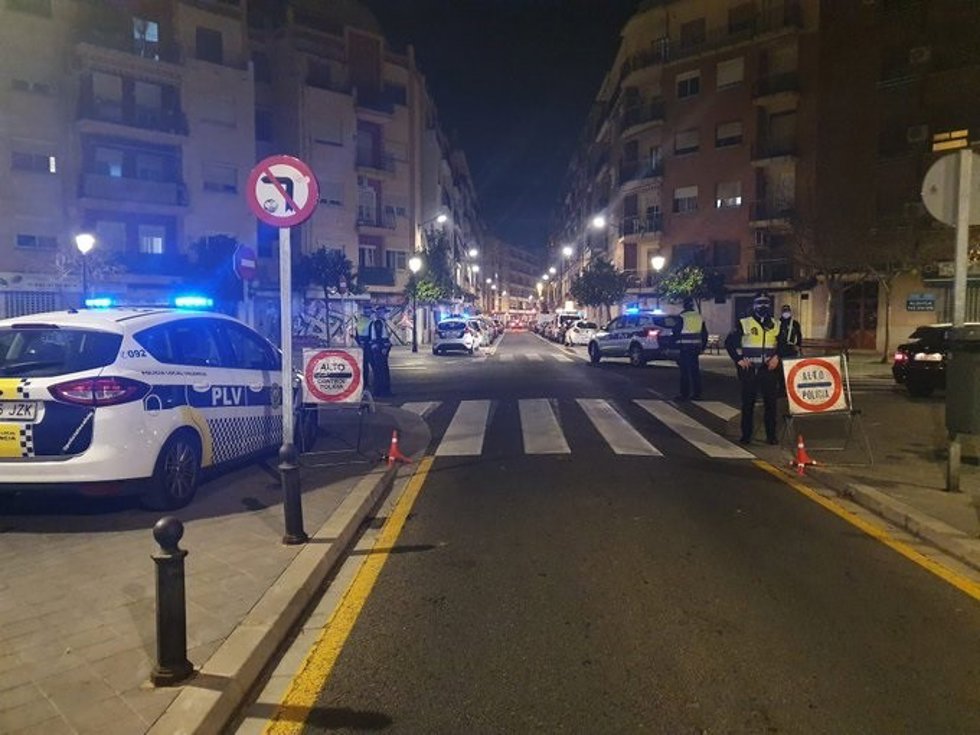 Imagen del control de la Policía Local en Orriols.