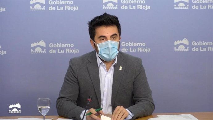 Archivo - El portavoz del Gobierno de La Rioja, Álex Dorado.