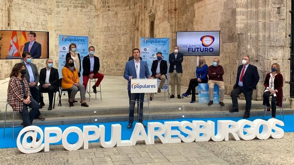 El cabeza de lista del PP de Burgos, Ángel Ibáñez, presentado la candidatura provincial a las elecciones autonómicas.
