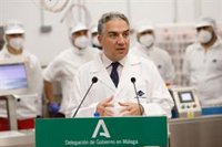 Bendodo: "Podemos estar alumbrando la posibilidad de que la pandemia se convierta en algo endémico"