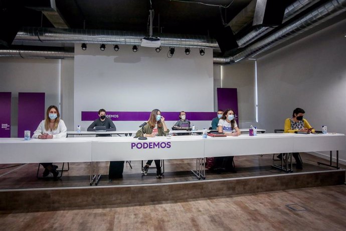 Vista general del Consejo Ciudadanos Estatal (CCE) del partido, en la sede de Podemos, a 17 de diciembre de 2021, en Madrid (España). El CCE de Podemos aborda y debate hoy la situación política actual. La dirección estatal de Podemos prioriza para esta 