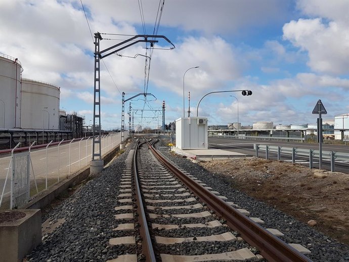 Punt de trobada entre les xarxes ferroviries d'Adif i el Port de Tarragona