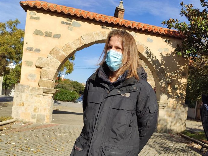 Archivo - El portavoz de Podemos, Pablo Fernández, este jueves en la localidad de Miranda de Azán (Salamanca)