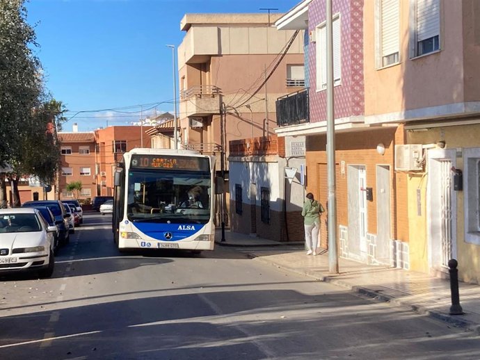 Archivo - Autobús La Unión-Cartagena