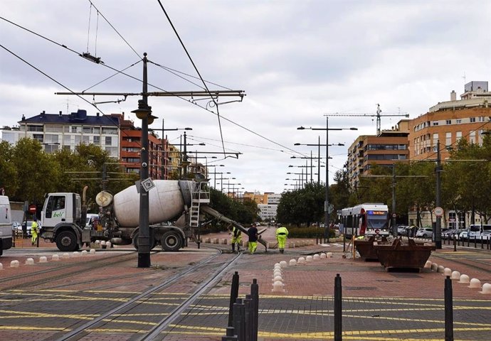 Ferrocarrils de la Generalitat Valenciana (FGV), ha finalizado las obras de mejora del estado del pavimento de la Línea 4 (Doctor Lluch-Mas del Rosari), 6 (Tossal del Rei-Marítim Serrería) y 8 (Marina Reial-Marítim Serrería) del tranvía en Valncia