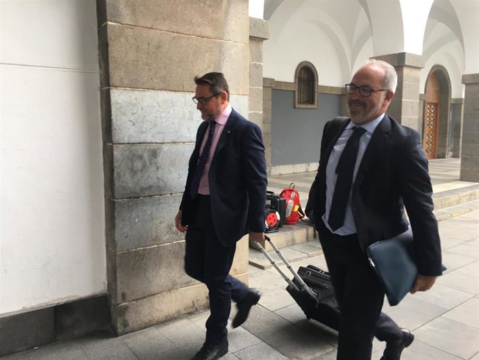 La abstención del juez Llarena obliga a suspender la vista en el Supremo por el recurso del juez Alba