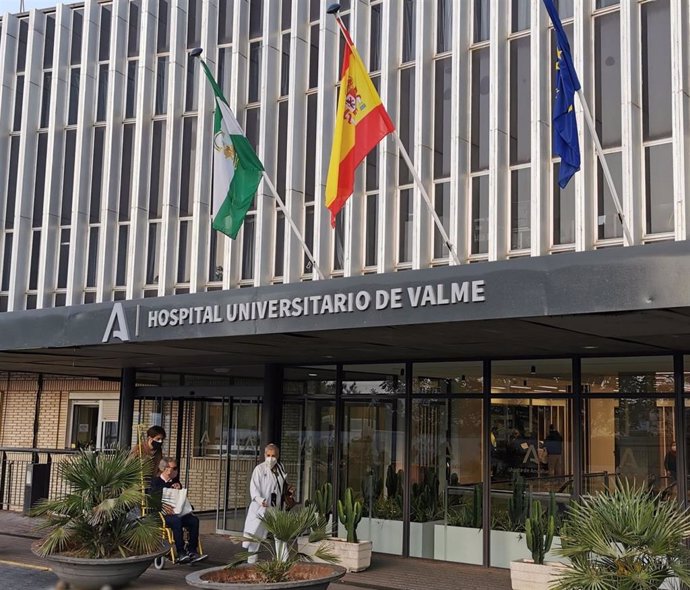 Archivo -  Hospital de Valme de Sevilla