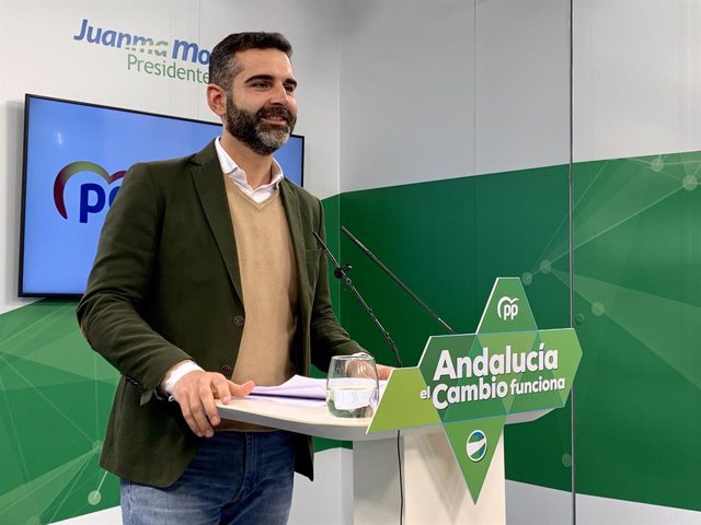 El portavoz del PP de Andalucía, Ramón Fernández-Pacheco