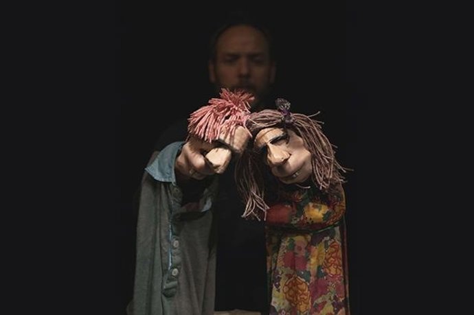 Archivo - Foto de la obra de títeres 'Vida'
