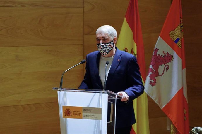 El secretario general de CCOO, Unai Sordo, interviene en el Centro Documental de Memoria Histórica de Salamanca.
