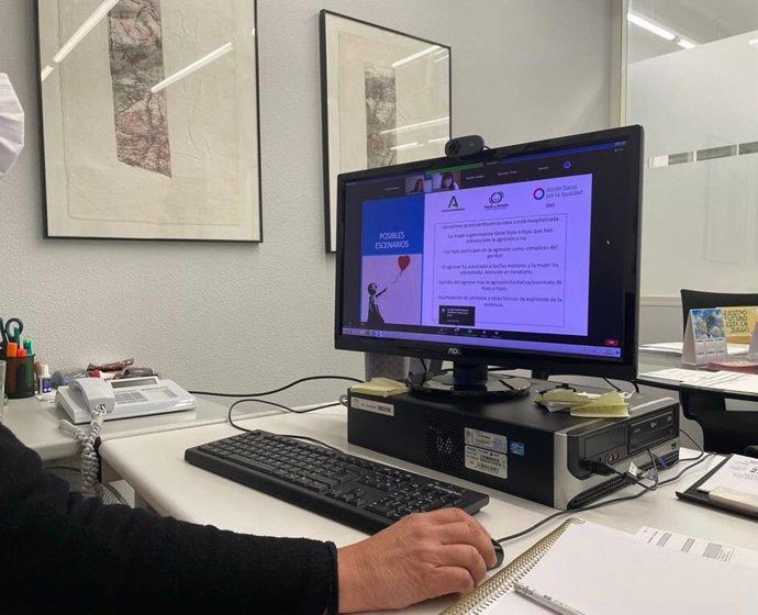 Formación 'online' del Instituto Andaluz de la Mujer