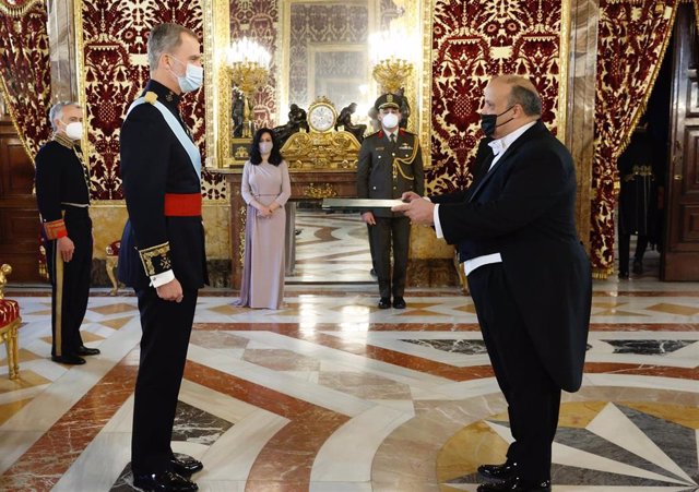 El Rey Felipe VI recibe las cartas credenciales del nuevo embajador de Egipto, Youssef Diaeldin Mekkawy