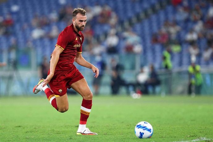 Archivo - El jugador de la Roma Borja Mayoral en un partido ante el Raja Casablanca en el Estadio Olímpico de Roma.