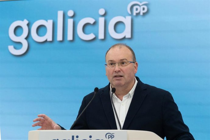 El secretario xeral del PPdeG, Miguel Tellado, en rueda de prensa