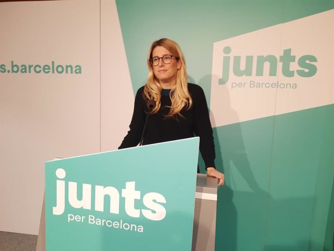 La presidenta del grup municipal de Junts a Barcelona, Elsa Artadi, en la roda de premsa