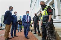 Revilla pide a Quiñones que dé soluciones al intrusismo en el Puerto si descarta más policía