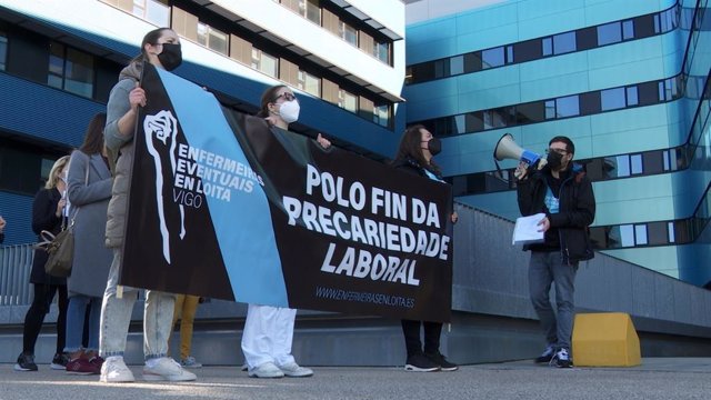 Protesta en Vigo del colectivo Enfermeiras en Loita