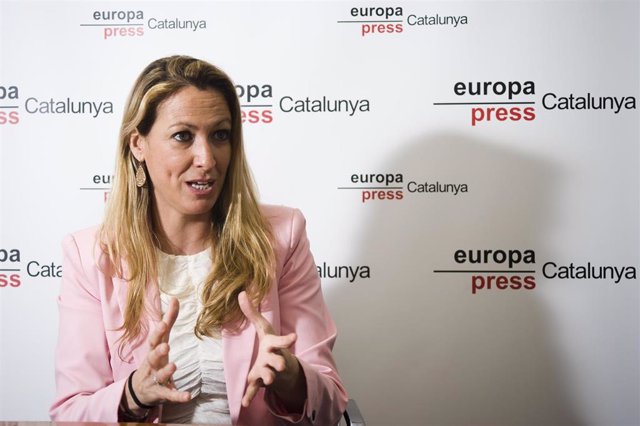 Archivo - La decana del Colegio de Abogados de Barcelona, María Eugenia Gay, durante una entrevista para Europa Press. ARCHIVO.