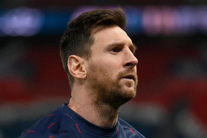 Archivo - 12 December 2021, France, Paris: PSG's Lionel Messi is seen prior to the start of the French Ligue 1 soccer match between Paris Saint-Germain and AS Monaco at the Parc des Princes. Photo: Julien Mattia/Le Pictorium Agency via ZUMA/dpa
