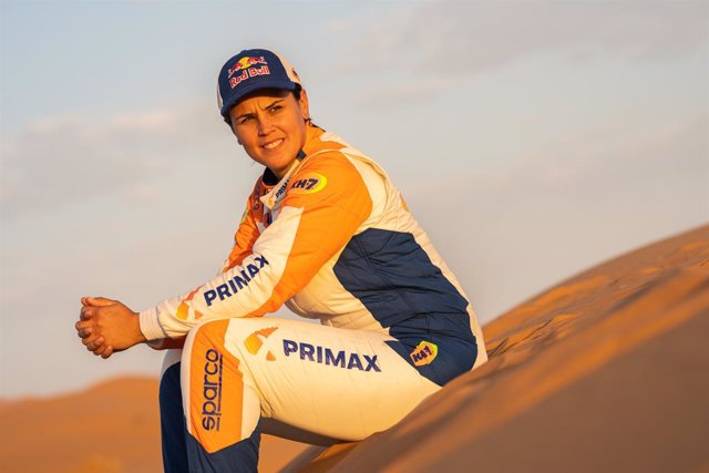 Archivo - La piloto española Laia Sanz en el Dakar 2022
