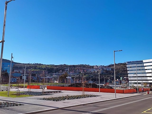 Terrenos que acogerán 230 viviendas libres en la antigua rotonda de Euskalduna, en Bilbao