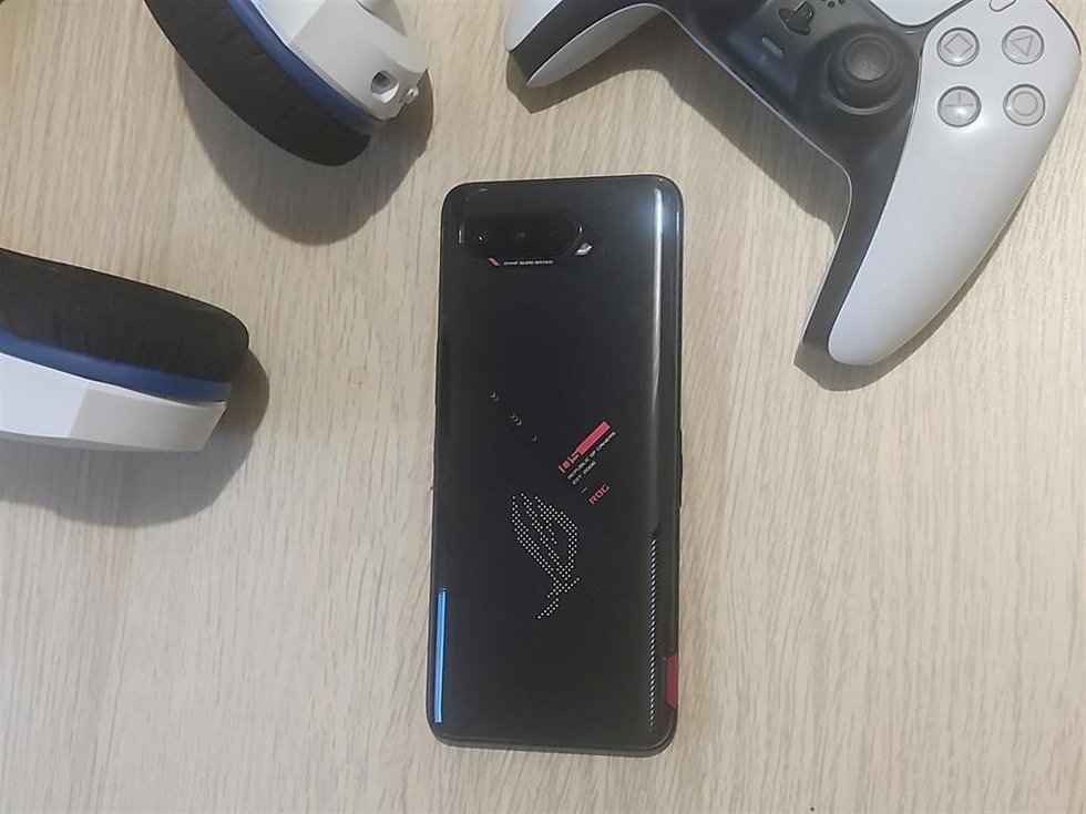 ROG Phone 5s