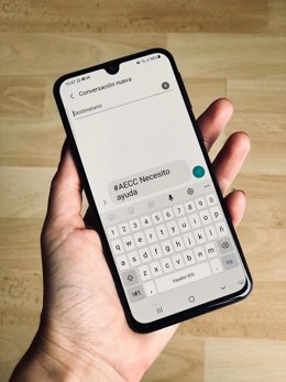 Emergencias establece un procedimiento para facilitar la atención telefónica en el 112 a personas operadas de laringe