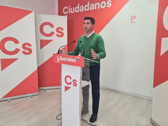 El diputado de Ciudadanos en el Parlamento de Andalucía por la provincia de Jaén y secretario del grupo parlamentario de la formación liberal en la región, Enrique Moreno.
