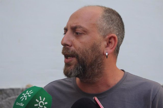 Ernesto Alba, portavoz de UPporA, en rueda de prensa