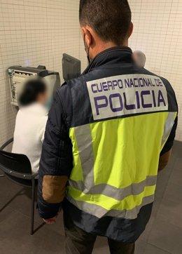 Detienen a una mujer con ocho órdenes de busca y captura y que había sido arrestada ya 20 veces