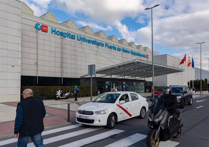 Vista general del Hospital Universitario Puerta de Hierro en Majadahonda, a 13 de enero de 2022, en Madrid, (España). 