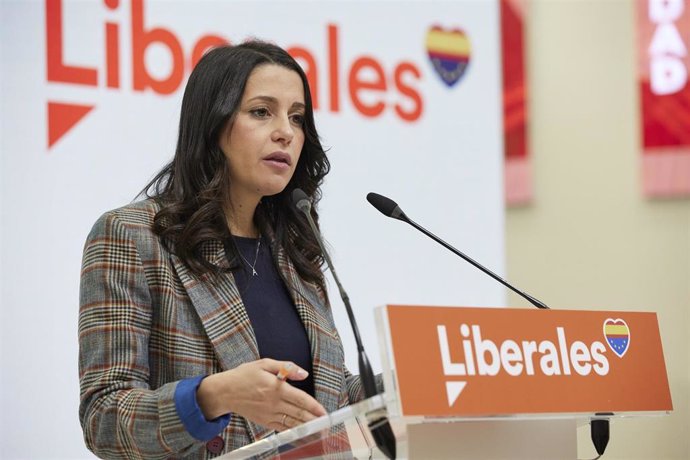 La líder de Cs, Inés Arrimadas, en rueda de prensa este lunes 10 de enero de 2022 en Madrid