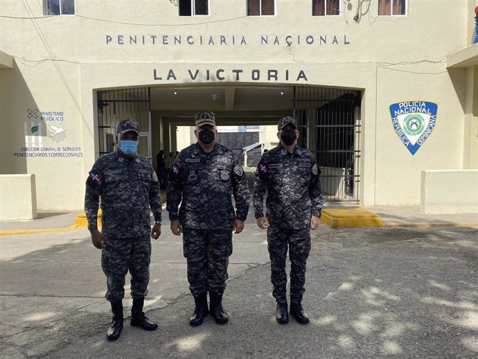 Agentes de la Policía en la cárcel de La Victoria en Santo Domingo, República Dominicana